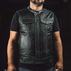 Gilet de moto en cuir véritable de qualité supérieure pour hommes, noir et vert, veste sans manches pour motards avec un design minimaliste et des coutures robustes - Product Image 6