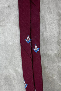 Corbata Masónica para Hombre, Color Borgoña, Azul y Blanco, Regalia Masónica, Regalo para Masones, Corbatas Masónicas de Primera Calidad Hechas a Medida para Hombre - Product Image 5