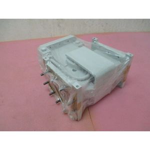 AMAT 0190-18066 Isolator Assy, Remote Plasma - Équipement et pièces semi-conductrices de renommée mondiale et de confiance - Product Image 4