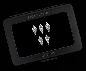 Diamant de laboratoire 5,0 x 3,0 mm, taillé en cerf-volant, couleur D, percé au laser, 8 pièces, pour la fabrication de bagues de fiançailles et de bijoux personnalisés - Product Image 3