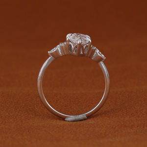Anillo de Oro Sólido de 14K con Corte Marquesa de 2CT, Diamante Cultivado en Laboratorio de Color D, Anillos de Compromiso Finos para Boda, Excelente Calidad - Product Image 3
