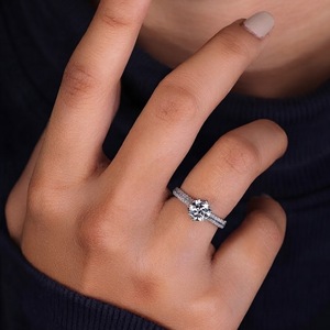 Bague de mariage en or jaune 10K VBS-75 avec diamant rond de 1,45 carat couleur E clarté VS1, bague à deux rangs de diamants, diamant cultivé en laboratoire - Product Image 5