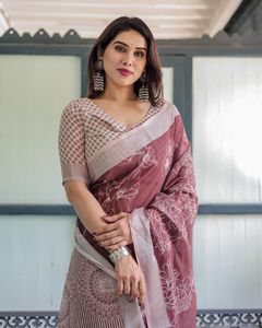 Sari indio estilo Bollywood de lino y algodón con tejido plateado y hermoso estampado digital, elegante vestido étnico para novias. - Product Image 1