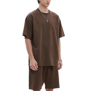T-shirt personnalisé marron en coton épais, coupe oversize à épaules tombantes, pour homme, couleur chocolat, style streetwear - Product Image 4