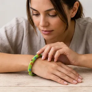 Pulsera de Cuentas de Semillas de Flor de Margarita Multicolor Verde, No Elástica, con Cuentas de Vidrio de Arroz de Nepal, Pulseras Bohemias de Flora, Brazalete Boho - Product Image 2