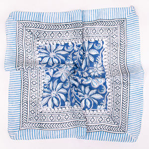 Pañuelo Bandana Multicolor de Algodón Transpirable Ecológico Hecho a Mano, Estilo Bohemio de Lujo, Accesorio Vintage para el Cuello y el Cabello - Product Image 4