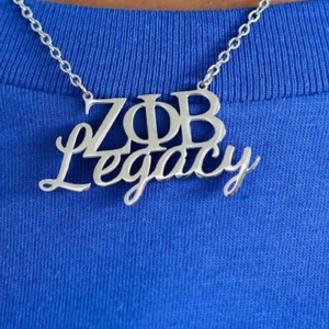 Collar Zeta Phi Beta Legacy con Colgante de Letras, Cadena Dorada/Plateada, Joyería de Hermandad Griega, Regalo Elegante para Mujer, Uso Diario con Estilo - Product Image 2