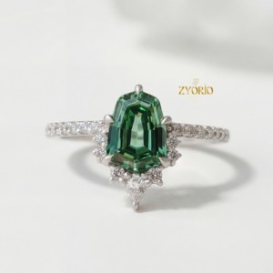 Impresionante Anillo de Aniversario/Boda para Mujer en Oro Blanco de 14K con Diamante Cultivado en Laboratorio de 2.18 CT VS1 con Corte Escudo, Diseño Inspirado en la Naturaleza - Product Image 5