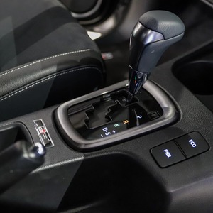 Toyota Hilux 2.8 GD-6 GR-Sport 4x4 Usada, Año 2025 - Product Image 5