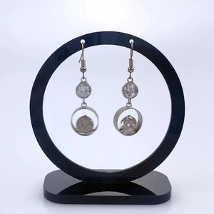 2025 estilo negruzco variedad pendientes soporte de exhibición tienda hogar escritorio solo pendiente soporte - Product Image 4