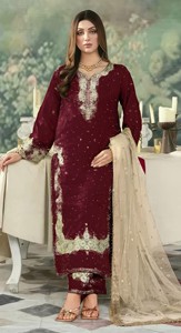 Traje Jimmy Cho Semisellado con Bordado y Lentejuelas para la Colección de Trajes Indios y Pakistaníes - Product Image 3