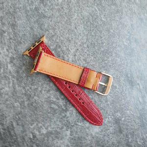 Correa de Cuero de Cocodrilo Hecha a Mano para Apple Watch, Correa Personalizable en Venta, Correas de Reloj de Cuero de Lujo - Product Image 6