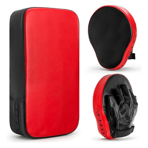 Ensemble de pads de frappe et de cible en mousse rouge et cuir pour l'entraînement de boxe, respirant et souple - Product Image 1