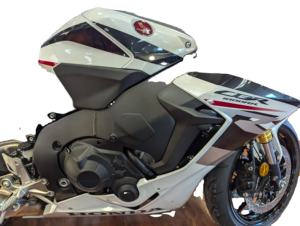 Moto sportive à essence CBR1000RR 2026 d'occasion authentique, 1000 cm³, refroidissement liquide, quatre cylindres en ligne, quatre temps, pour la course - Product Image 2