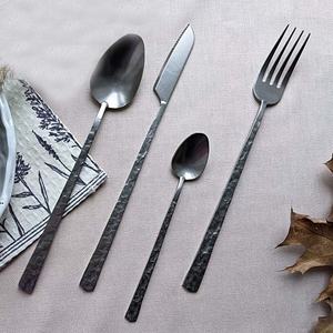 Fantastique matériel non magnétique cuillère fourchette couteau avec manche en marbre blanc design plaqué or ensemble de couverts de luxe - Product Image 5