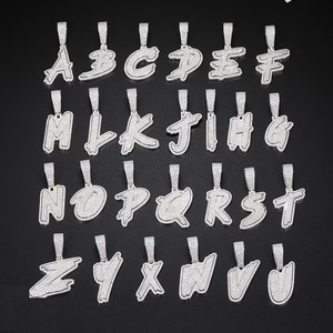 Pendentif Lettre Alphabet Iced Out Unisexe en Argent Sterling Plaqué Or Moissanite, Chaîne à Maillons Initiales Personnalisées Hip Hop, Bijoux de Fête - Product Image 2