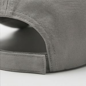 หมวกแก๊ปสีเทาอ่อน หมวกเบสบอล หมวกแก๊ปผู้หญิง ดีไซน์ใหม่สุดฮิต ลายพิมพ์ทันสมัย สวมใส่สบาย เหมาะกับทุกเพศ ผ้าฝ้ายปรับได้ - Product Image 6