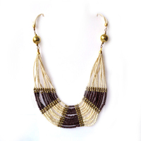 Collier Cœur Multicouche pour Femme en Perles de Verre Opale avec Perles d'Imitation et Pendentif Gland Plaqué Or – Idéal pour les Soirées
