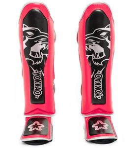 Protège-tibias réglables en cuir rouge Yokkao avec motif tigre pour Muay Thai – Équipement de protection pour le kickboxing - Product Image 1