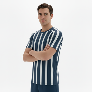 เสื้อฟุตบอลรุ่นใหม่คุณภาพดีที่สุด แบบ unisex ระบายอากาศได้ดี ผลิตจากโพลีเอสเตอร์ พร้อมลายพิมพ์แบบรีดร้อน - Product Image 1