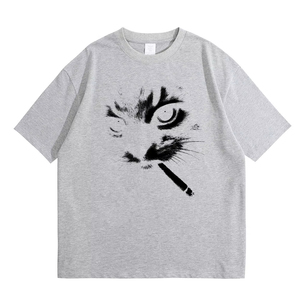 Chemise à manches courtes en tricot surdimensionnée pour homme, col rond, design abstrait rouge, séchage rapide, respirante, confortable, polyester, formelle, décontractée - Product Image 2