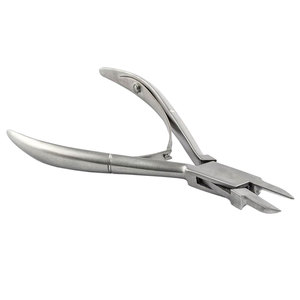 SIGAL MEDCO Coupe-cuticules et pince à ongles incarnés en acier inoxydable, personnalisable avec logo, pour manucure et pédicure à domicile - Product Image 3