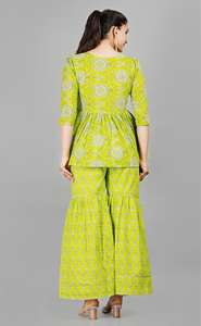 Nuevo y Elegante Salwar Kurtis Recto de Rayón para Mujer, Color Personalizado, Antiarrugas, Conjunto para Fiesta y Festival, Estampado Digital Indio - Product Image 5