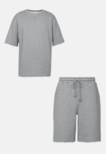 Conjunto de camiseta y pantalones cortos de algodón para hombre, talla grande, cuello redondo, color sólido, informal, para verano, con diseño de logotipo frontal, transpirable. - Product Image 6