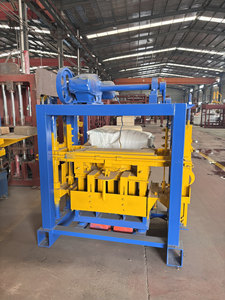 Macchinario per la Produzione di Cemento QT40-2 con Motore a Vibrazione per Diversi Tipi di Blocchi e Blocchi Forati - Product Image 5