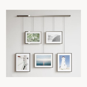 Cadre photo suspendu en métal élégant de qualité supérieure, nouveau design, personnalisé, respectueux de l'environnement, imprimé en sérigraphie, décoration pour la maison et le bureau - Product Image 3