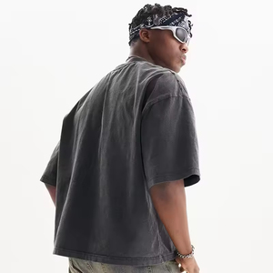 Camiseta Lisa Personalizada para Hombre, Precio Directo de Fábrica, 100% Algodón Puro, Ligera, 200g, Corte Cuadrado, Estilo Oversize - Product Image 4