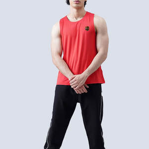 Débardeur pour homme en tissu doux, conçu pour un confort maximal, une flexibilité et un style durables. - Product Image 5