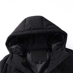Blouson matelassé en crochet pour homme, hiver, à capuche, rembourrage épais en polyester, fermeture éclair, longueur standard, style décontracté, ODM OEM - Product Image 2