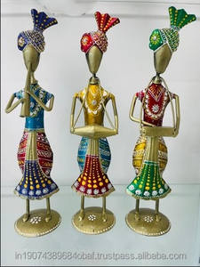 Figurines de Musiciens en Métal Artisanales - Design Vertical Style Art Déco Multifonctionnel pour les Occasions de Diwali et de Mariage - Product Image 2
