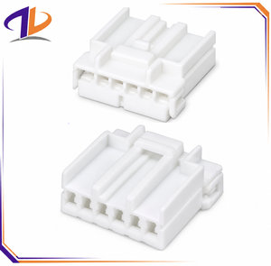 174923-1 ชุดขั้วต่อสายไฟรถยนต์แบบ 6 ขา ชนิดตัวผู้/ตัวเมีย พร้อมตัวเรือนไนลอน หน้าสัมผัสทองแดง ระยะห่างระหว่างขั้ว 3.5 มม. ใช้ได้กับสายไฟรถยนต์ - Product Image 1
