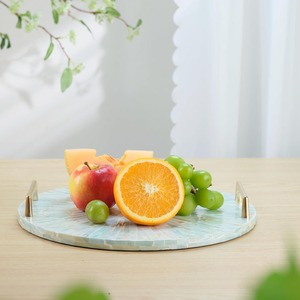 Plateau de service décoratif de luxe en nacre durable avec poignées dorées – Haute qualité, élégant, étanche et léger - Product Image 2