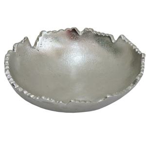 Plateau de service à feuilles en aluminium argenté de haute qualité, fait à la main, vaisselle en métal écologique décorative élégante pour la maison ou l'hôtel - Product Image 3