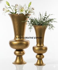 Moderno Florero de Aluminio Dorado de Lujo, Hecho a Mano, Ecológico, para Decoración del Hogar - Product Image 2