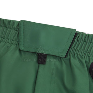 Shorts MMA respirants à séchage rapide imprimés par sublimation avec logo frontal, options personnalisées, vente en gros, fabrication sur mesure pour le combat - Product Image 3
