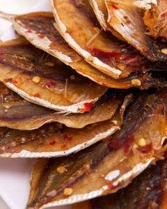 PESCADO SECADO DE PRIMERA CALIDAD CON BARRAS AMARILLAS Y SABOR NATURAL - Product Image 2
