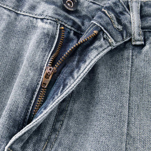 กางเกงยีนส์ใส่สบายสำหรับทุกวัน เนื้อผ้าทนทาน ตกแต่งเรียบร้อย กางเกงยีนส์ผู้ชายแบบฟอก - Product Image 5