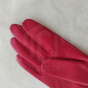 Gants en cuir rouge bordeaux de qualité supérieure pour femmes, élégants, à doigts complets, style PUNK, design tendance, doublure en fausse fourrure, thermiques - Product Image 3