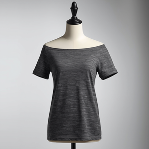 Camiseta de poliéster de manga corta con hombros descubiertos para mujer, top informal ajustado, ligero y elástico, ropa de verano para mujer, OEM al por mayor - Product Image 5