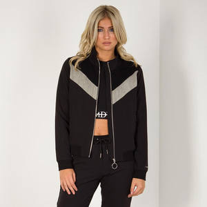 ชุดวอร์มผู้หญิงดีไซน์สั่งทำพิเศษ ระบายอากาศได้ดี คุณภาพเยี่ยม กำลังเป็นที่นิยม ขายส่ง เสื้อผ้าสตรีทแวร์ ปี 2026 ชุดวอร์มผู้หญิงมาแรง - Product Image 3