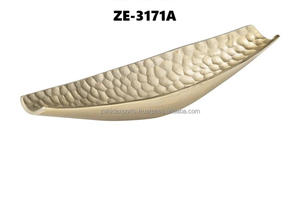 ถาดโลหะทำมือสำหรับส่งออกขายส่งทั่วโลก ถาดเงินสำหรับจักรวรรดิออตโตมัน เป็นมิตรกับสิ่งแวดล้อม เหมาะสำหรับงานแต่งงาน  นำเข้าจากซาฮิด เอ็กซ์พอร์ตส์ - Product Image 4