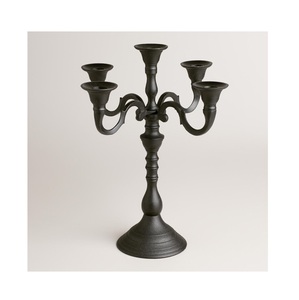 Candelabro de Metal Estilo Barroco, 3/5 Luces, Portavelas Cónicas Ornamentadas, Decoración Romántica para Mesa, Ideal para Hoteles, Banquetes e Iglesias - Product Image 3