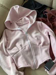 OEM Custom Women <b>Cropped</b> <b>Zip</b> <b>Up</b> Hoodie Full <b>Zip</b> Fleece Hooded Sweatshirt Short Length Casual Streetwear with kangroo Pockets - Product Image 6