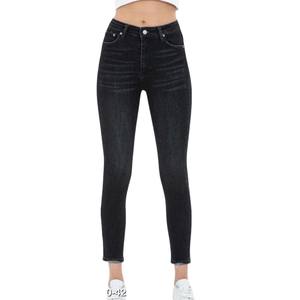 Pantalones vaqueros desgastados de pierna ancha acampanados rasgados azul claro para mujer Diseño personalizado Monos de cintura alta Ajuste relajado Ajuste ajustado - Product Image 6