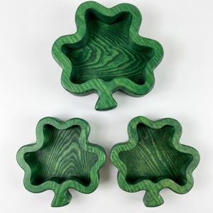 Nuevo Diseño, Cuencos de Masa de Madera de Acacia Tallados a Mano con Forma de Trébol, Cuencos de Masa de Madera para el Día de San Patricio, Venta al por Mayor desde Vietnam - Product Image 1