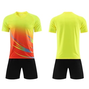 Conjunto Deportivo Personalizado al por Mayor, Camiseta de Fútbol de Cuello Alto de Calidad, Traje Deportivo de Manga Corta para Hombre, Secado Rápido - Product Image 1